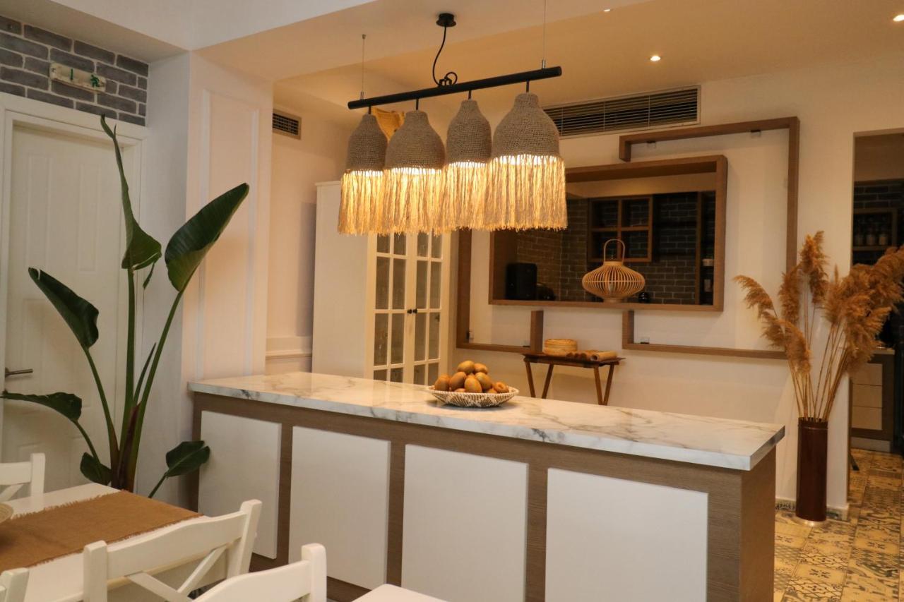 Xastero Hotel เกราโมตี ภายนอก รูปภาพ